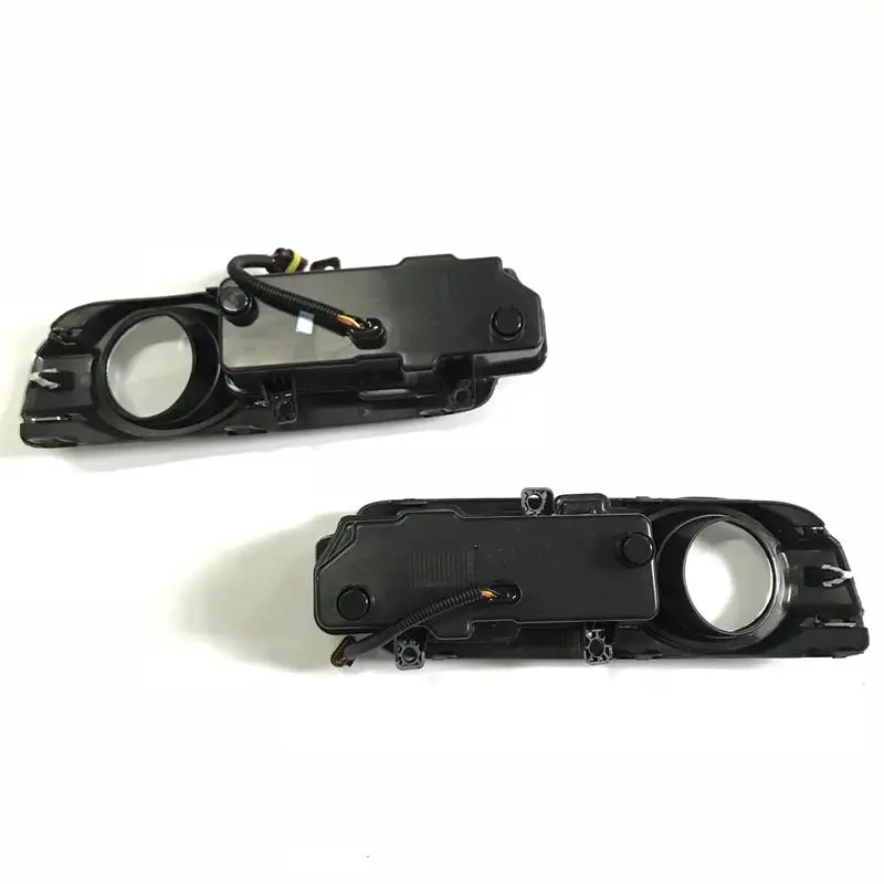 LED Daytime Running Light fog lights for Mitubishi montero v98  pajero v97 v93 2015-2019 Turn Signal fog Lights lamps