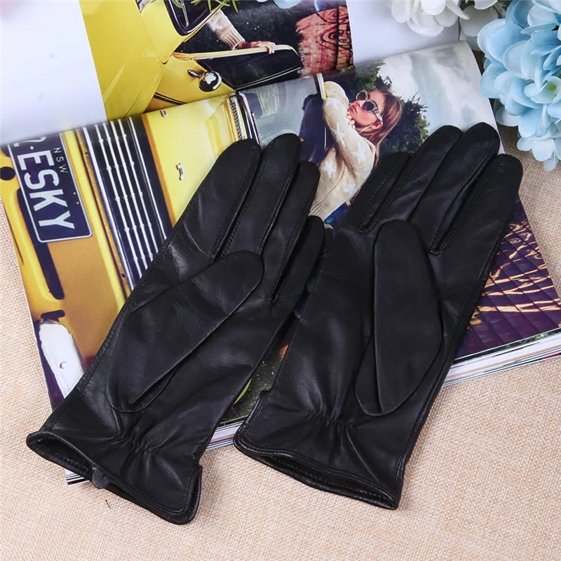 Autumn And Winter Real Leather Gloves Ladies Thin Warm Driving Gloves Short Paragraph Sheepskin Gloves Touch Screen TL27003-5