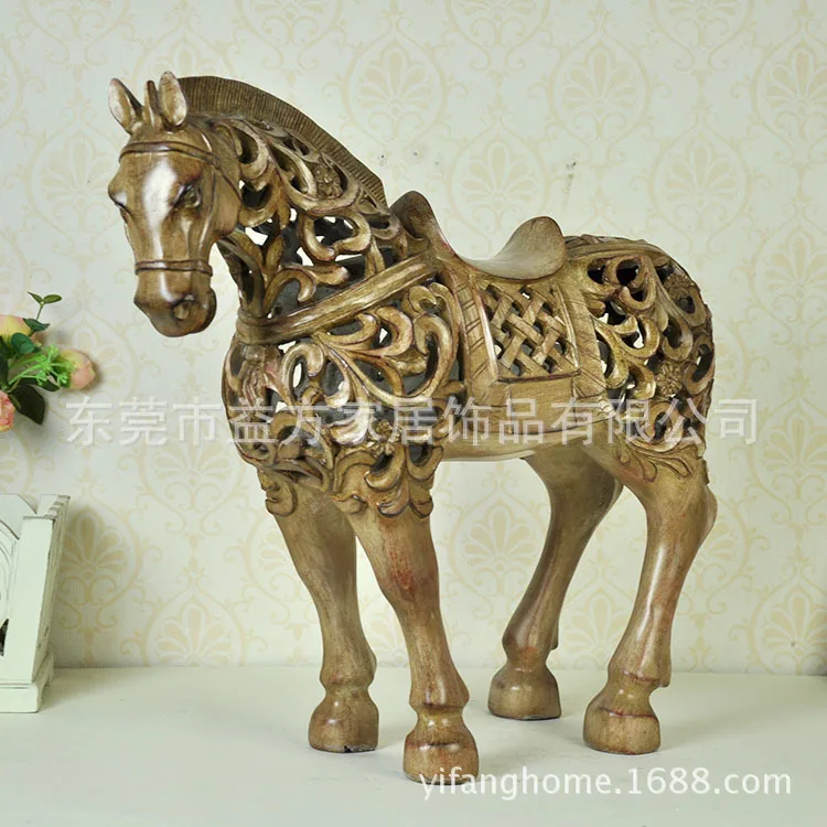 European-style antique wood effect hollow horse ornaments American resin business gifts home decorations