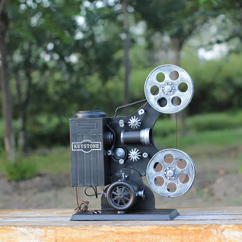

Original Iron Retro Projector Models Decorative Ornaments Crafts Gifts Showcase Bar Cafe Photography Props Free Shipping