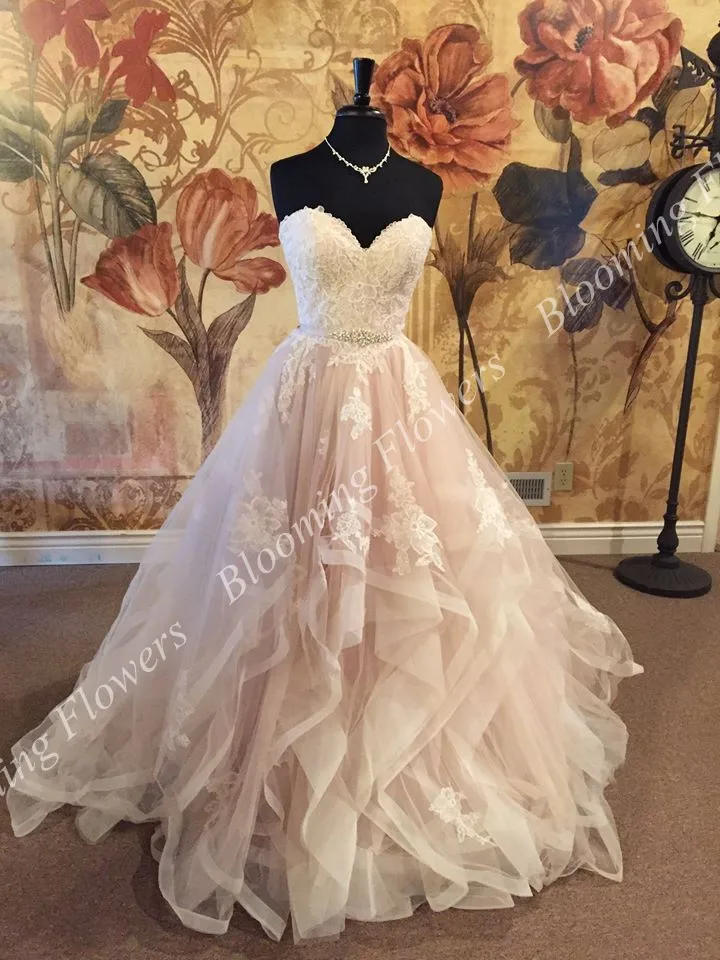 Blush Ivory Wedding Dresses 2019 vestido de noiva Ball Gown Sweetheart Neckline Ruffles Bridal Gown robe de mariee Lace Applique