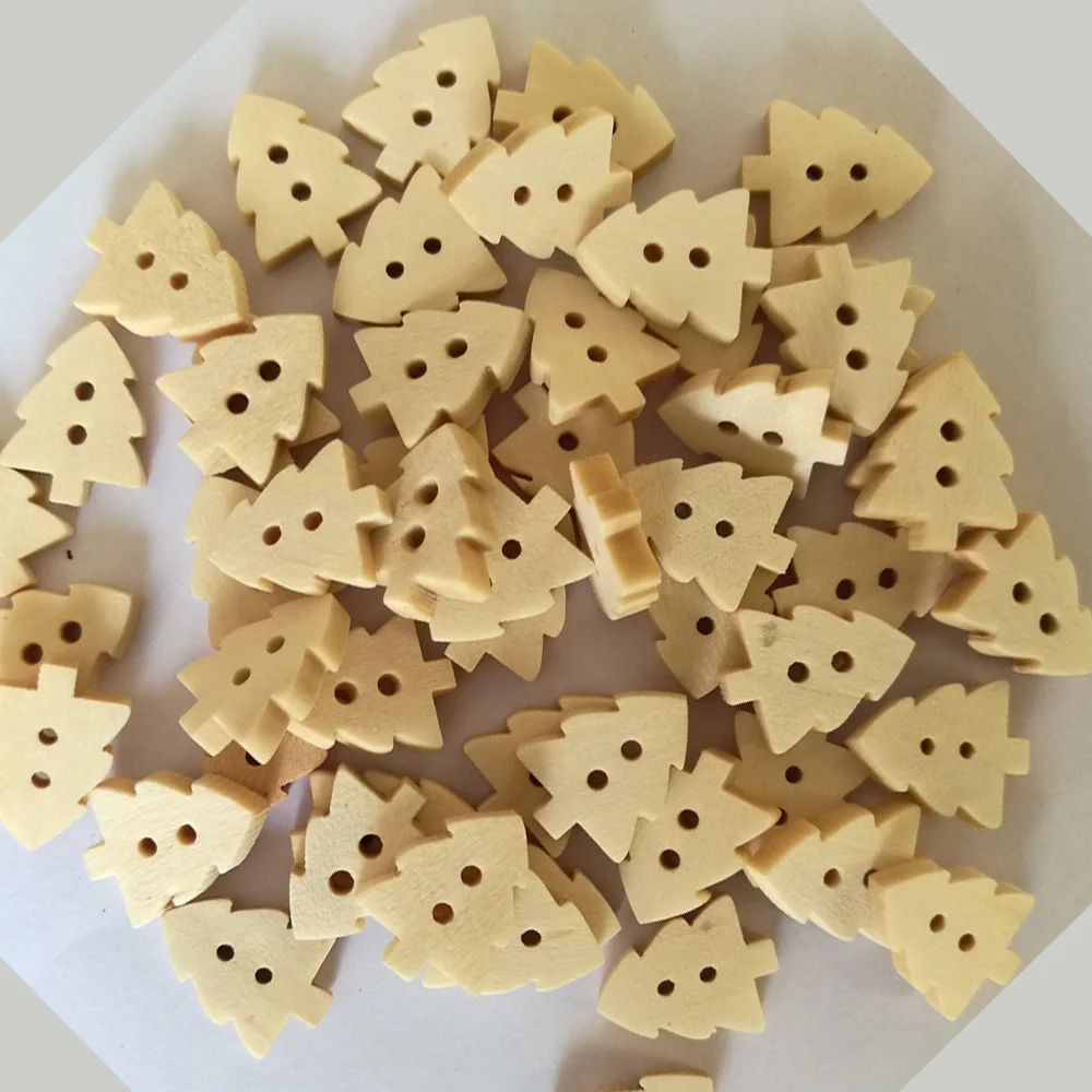 50PCs NEW Natural Wooden Buttons Christams Tree Shape Scrapbooking DIY Craft Sewing Accessories 2 Holes DIY Clothing Accessories