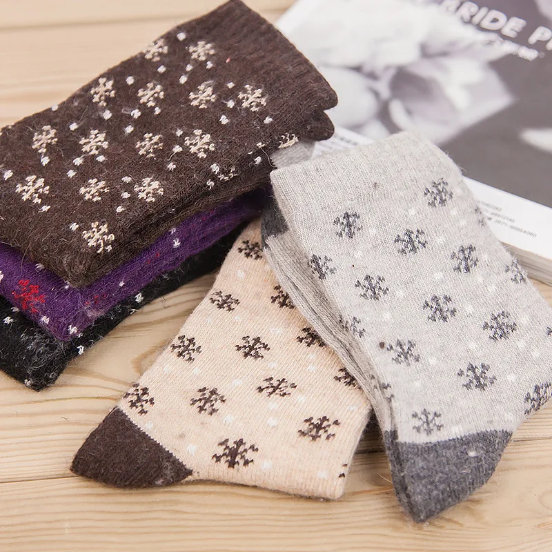 5 Pairs/Lot Wool Socks Women Winter Snow Flower Pattern Cashmere Breathable Sock Christmas Gift for Girls Ladies