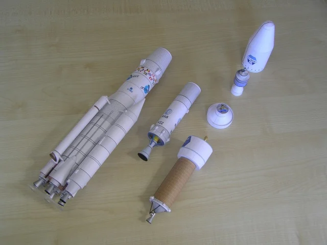 High quality The European Ariane 4 rocket Paper Model Kit