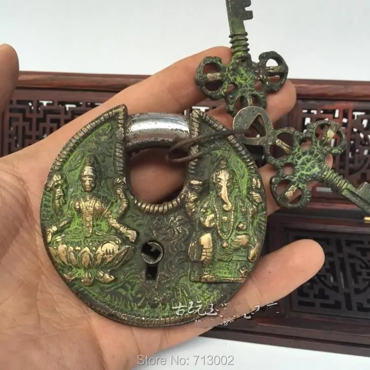 

Antiquated Pure Copper lock elephant Buddha the padlock And Two Key Can Use