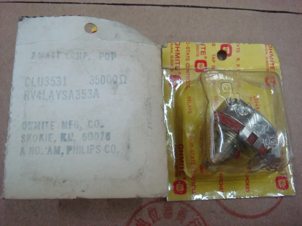 

Оригинальный новый 100% Высокое качество RV4LAYSA353A 35K 353 импортный потенциометр с замком (переключатель)