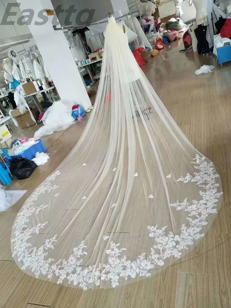 4 metri bianco avorio cattedrale Mantilla veli da sposa lungo bordo in pizzo velo da sposa con pettine accessori da sposa velo bianco sposa