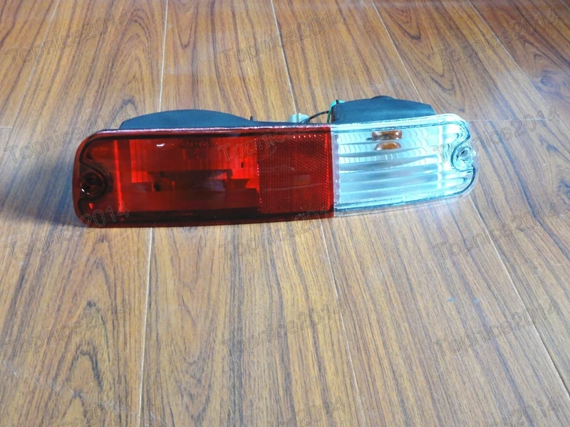 1Pcs Tail Light Rear Fog Lamp Light Reflector Left Side LH for Mitsubishi Pajero NP 11/02-06/06