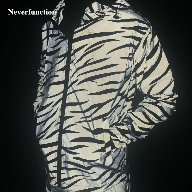 Men Streetwear zebra reflective Loose Hooded Zipper Jacket Windbreaker waterproof skateboard male Coats Night shining clothes