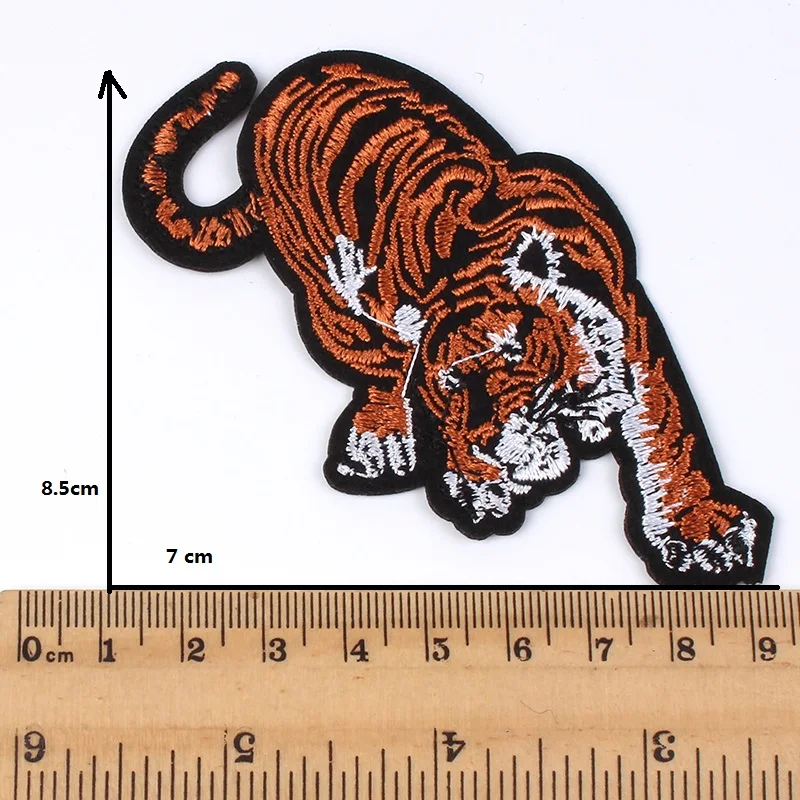 10pcs/lot Embroidered Lifelike Tiger Patches Iron On Sew On Animal Appliques DIY Clothes Stickers Garments Badge Accessories