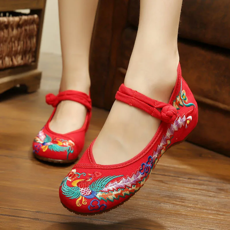 Spring Women Shoes Embroidered Mary Jane Casual Flats Shoes Chinese Style Cloth Shoes Woman Large Size 41 42 43 WSH2287