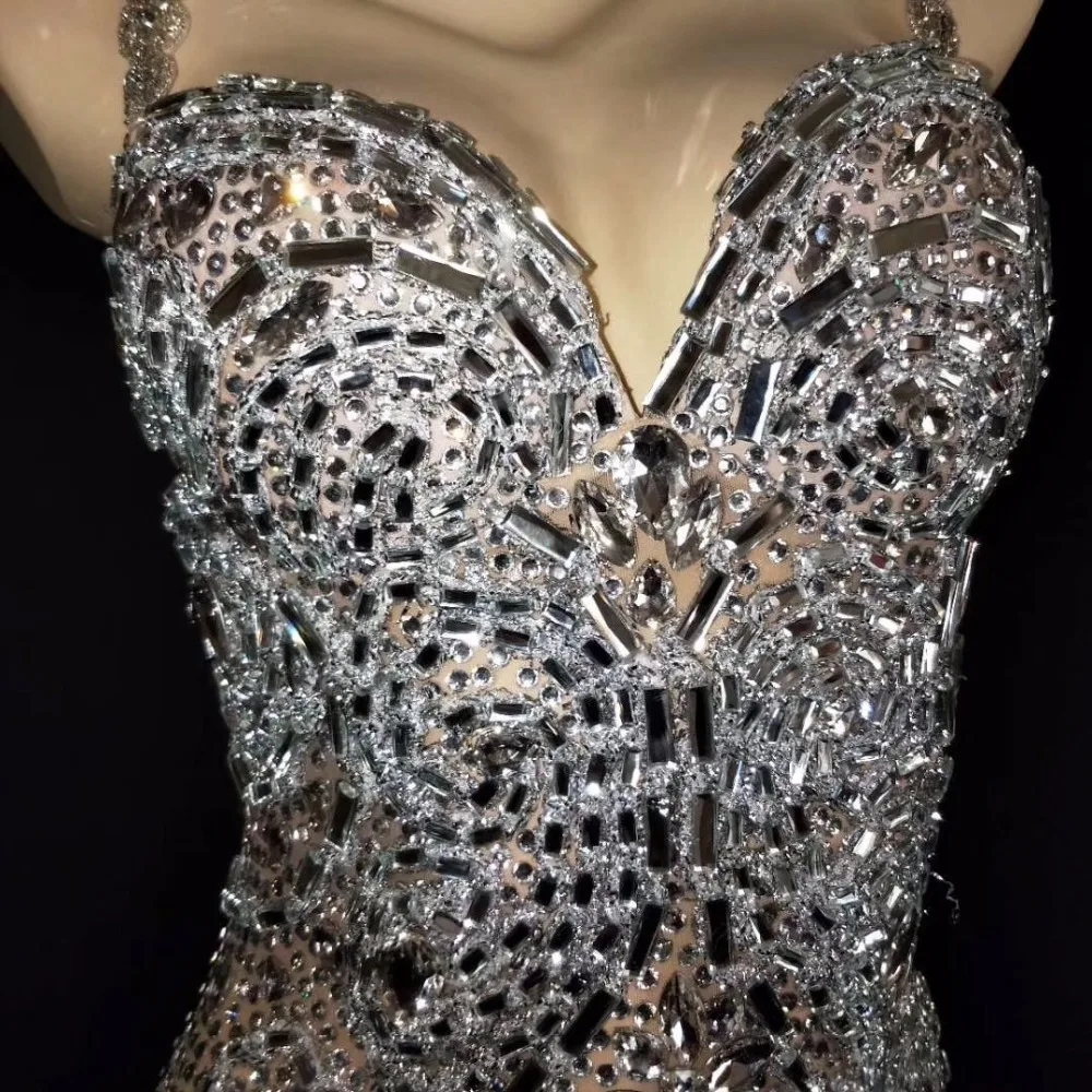 Body Sexy con cristales plateados brillantes para mujer, traje transparente de malla para celebración de cumpleaños, traje de cantante para fiesta de baile