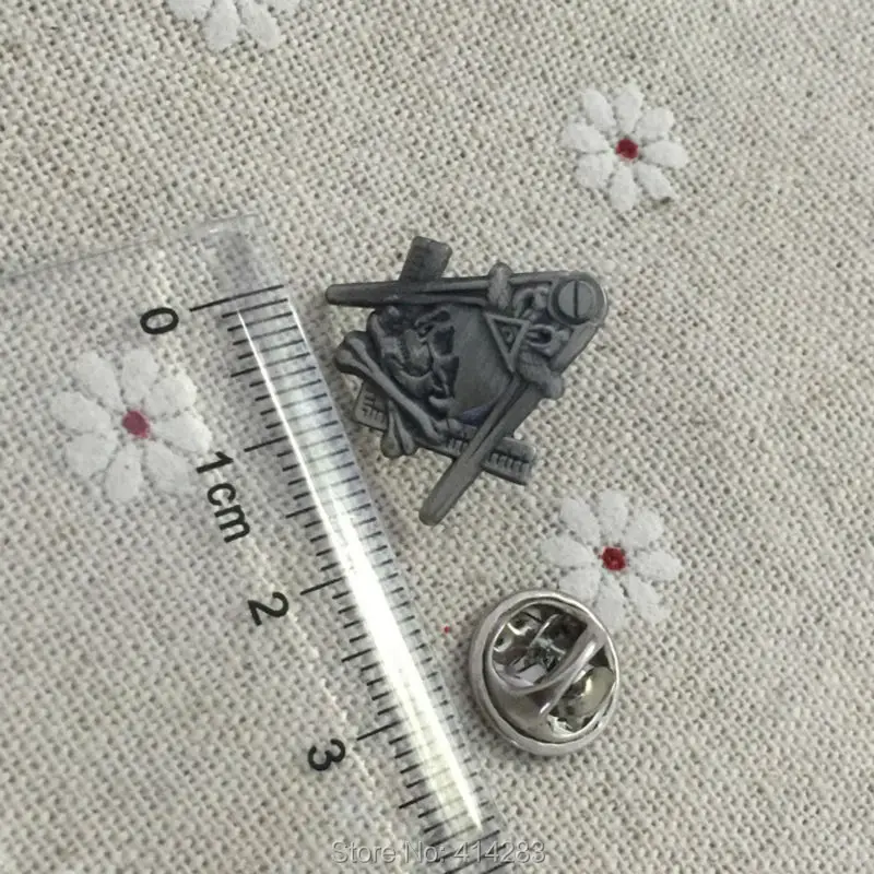 Masonic Widow's Son Square and Compass  Brooch Badge Skull Crossbones Fremason Lapel Pin Freemason