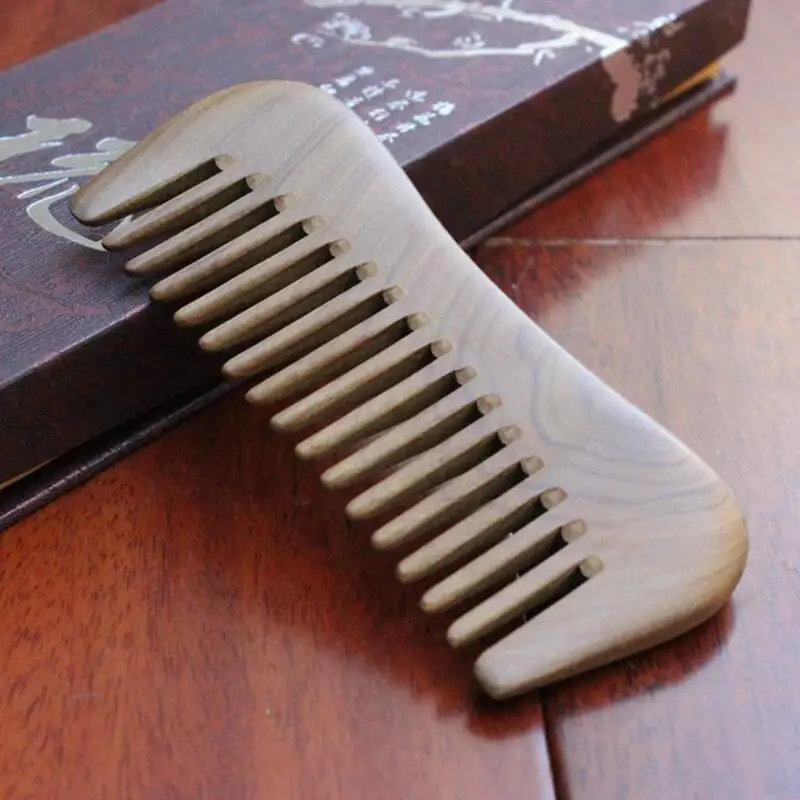 

10pcs Natural Golden sandalwood combs hairbrush Wooden Comb Wide Tooth No-static head Massager beard comb for hair massage peine