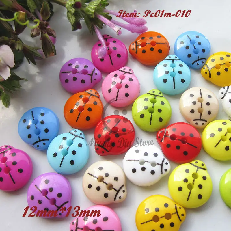 120pcs 2 hole Mixed color ladybug buttons plastic bionic kids shirt buttons scrapbooking craft decorative accessories wholesale