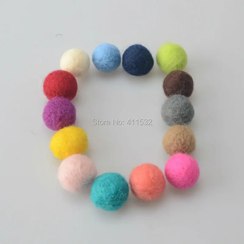 100pcs/lot 20mm wool Felt Balls Garland Party Decor Wedding Decorations Colourful Kids Room Decor Fun Home Decor Diy Craft