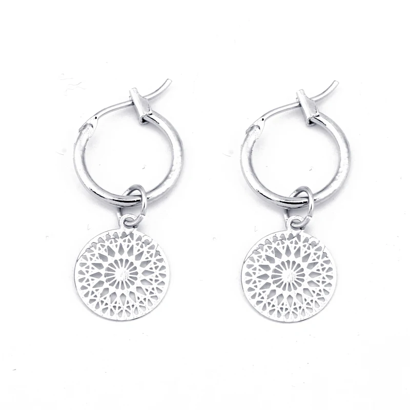 1Pair Classical Hollow Carving Pattern Round Hoop Earrings Women Chic Gold Metal Color Circle Pendant Earring Jewelry E353-3