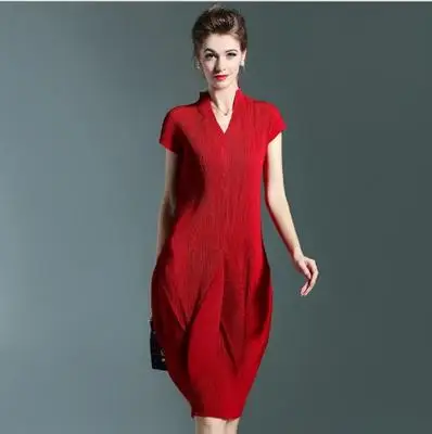 

HOT SELLING Miyake Easing of big yards v-neck fold short sleeve bud dress fashion IN STOCK