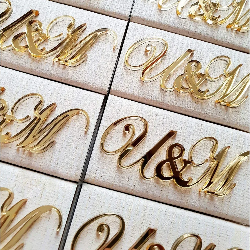 12 * Personalized Bride and Groom Initials Gold Plaques Wedding Logo Decorated Chocolate Silver Mirror Anniversary Favors Banner
