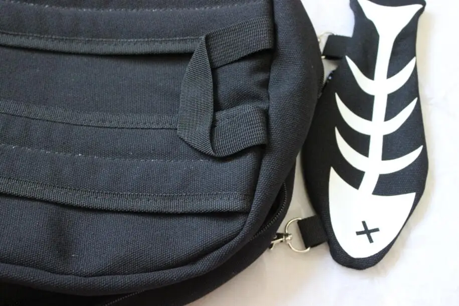 Speaker Bag KIT Cat Animal Rucksack Backpack Emo Gothic Plug & Play Fish Bone Boys Girls Gift