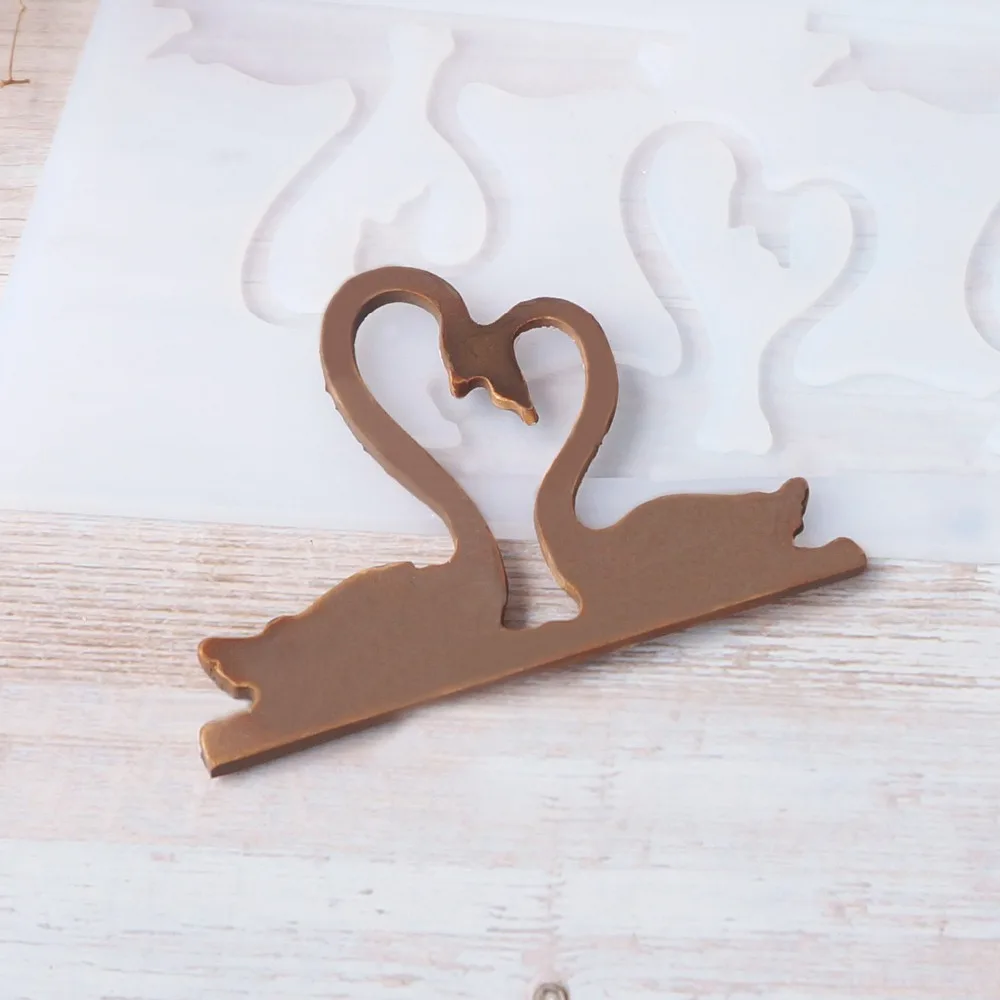 The swan shape Non-stick Silicone Chocolate Mold  Ice Molds Cake Mould Bakeware Baking Tools