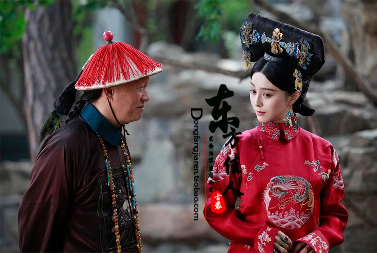 Red Movie Lady in the Portrait Actress Fan Bingbing Same Design Qing Dynasty Empress Costume with Delicate Embroidery