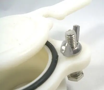 2  x Honey Gates / Taps / Valves