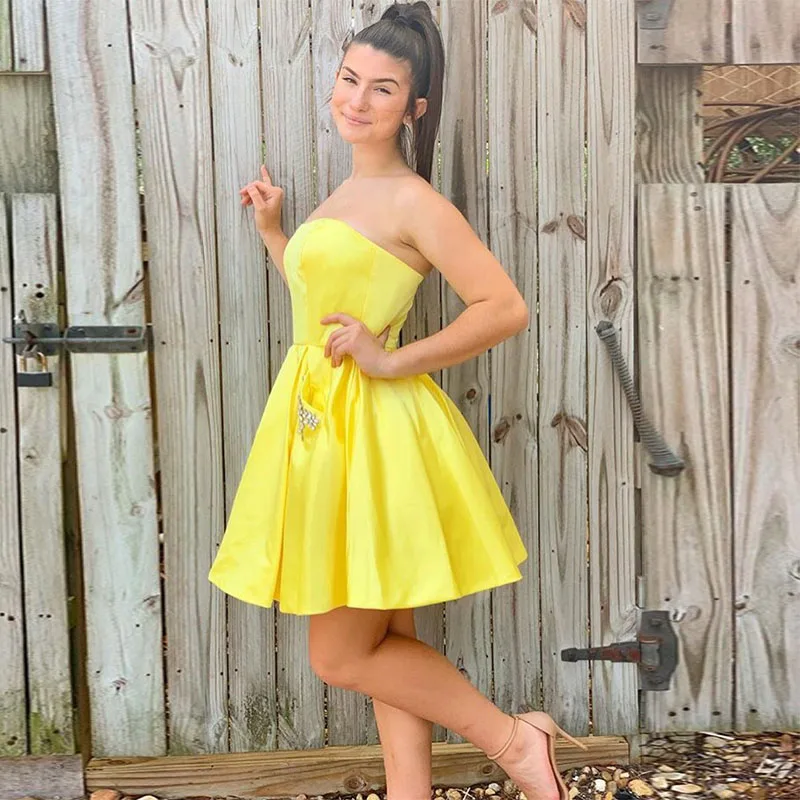 

2019 New Mini A-Line Short Homecoming Dresses With Diamonds Pockets Yellow Satin Short Prom Party Dresses Graduation Dress