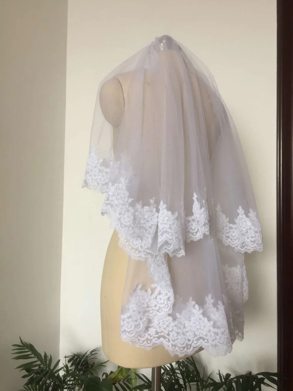 Spitze braut schleier 2 layer weiß elfenbein braut hochzeit schleier mit kamm braut vail Lange 60x80 cm