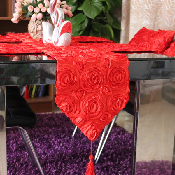 Luxury  laciness rose table cloth for wedding purple rose cushion coverfor new house love rose lace wedding table runner