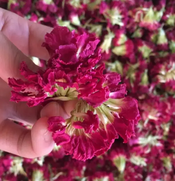 New arrived 100% natural Dried Yunnan carnation flower wedding and party decoration biodegradable flowers petal confetti