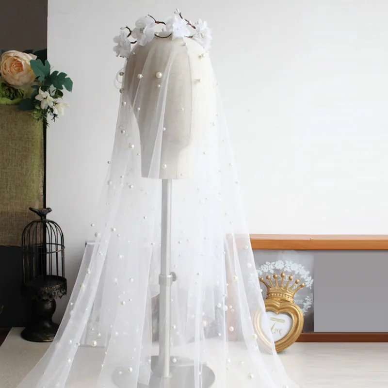 JaneVini Romantische Zwei Schichten Hochzeit Schleier mit Kamm Weiß Perlen Tüll Braut Schleier Hochzeit Zubehör für Braut Voile Mariage