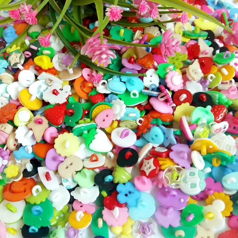 100pcs Plastic Cartoon Animals buttons Shank Children Candy Buttons variety styles botoes scrapbooking