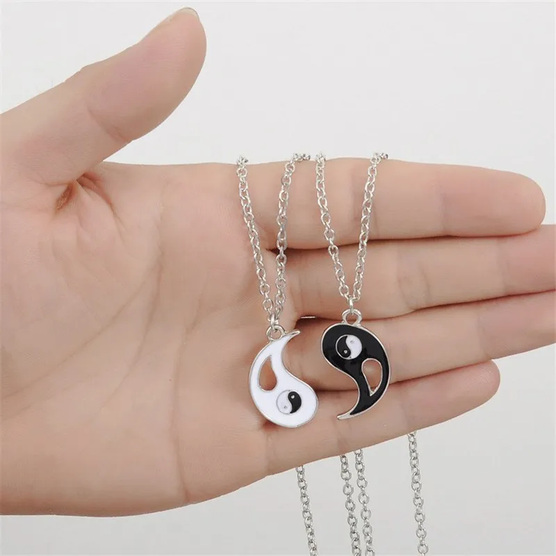 Pendant Friends Selling Classical  Wind Jewelry Tai Chi Bagua Yin And Yang Couple Best Friends Pendants Necklace