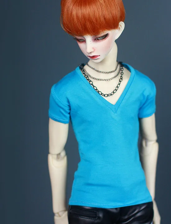 

1/3 1/4 scale BJD clothes accessories V-neck T-shirt for BJD/SD doll.Not included doll,shoes,wig and other accessories 0459