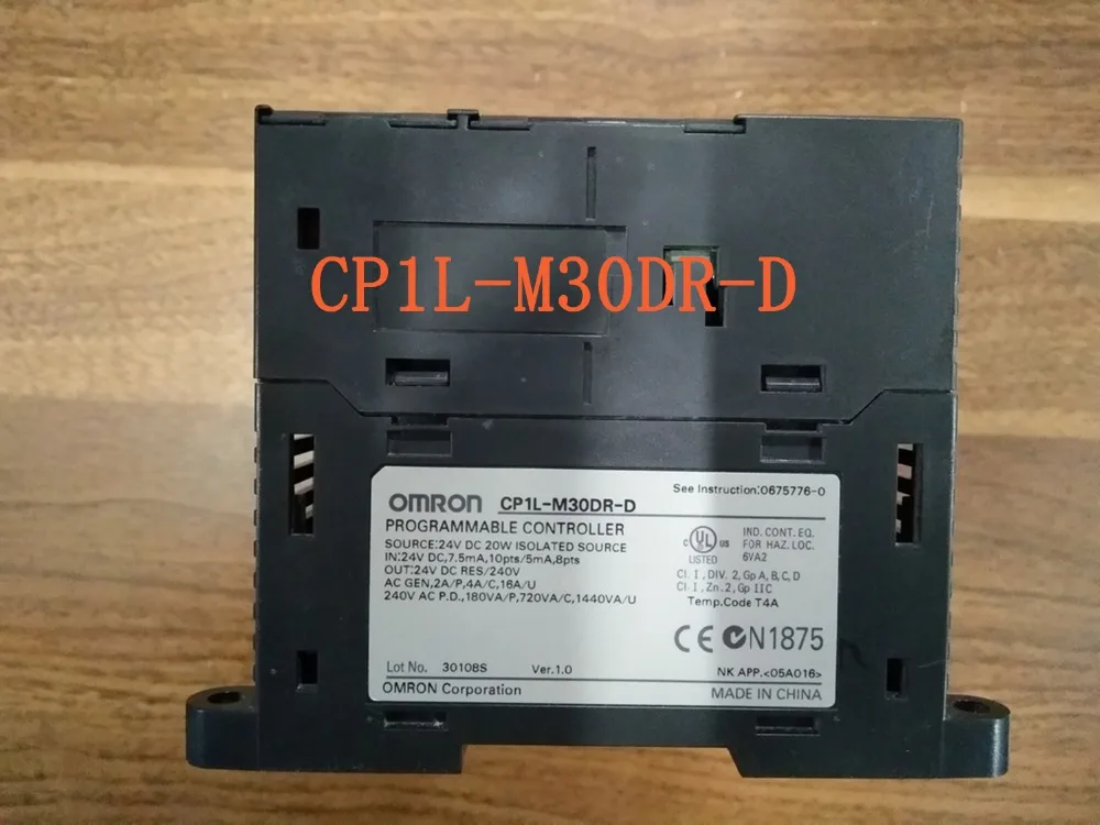 controller PLC CP1L-M30DR-D (CP1LM30DRD) 24V dc 18 inputs and 12 relay outputs Programmable