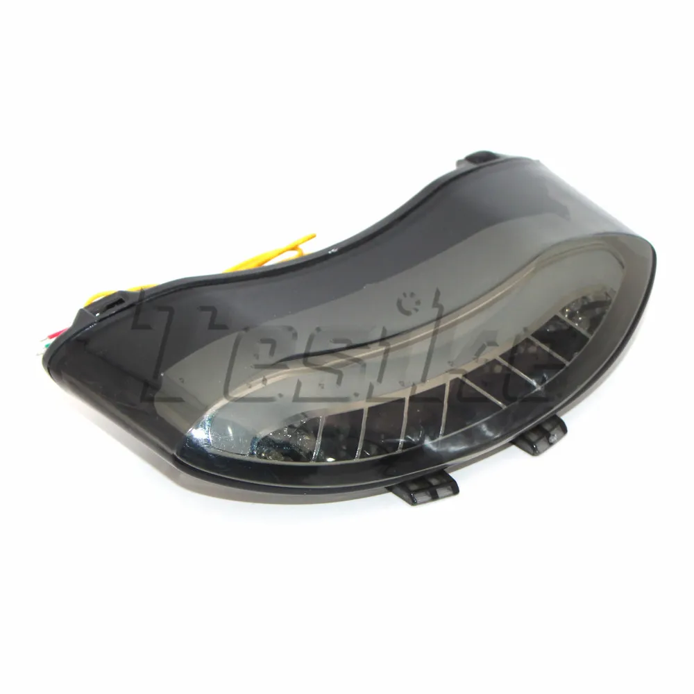 

For Triumph Daytona 675 2005-2010 SPEED TRIPLE 2008-2010 LED motorcycle taillight Brake Turn Signals Integrated Brake Indicator