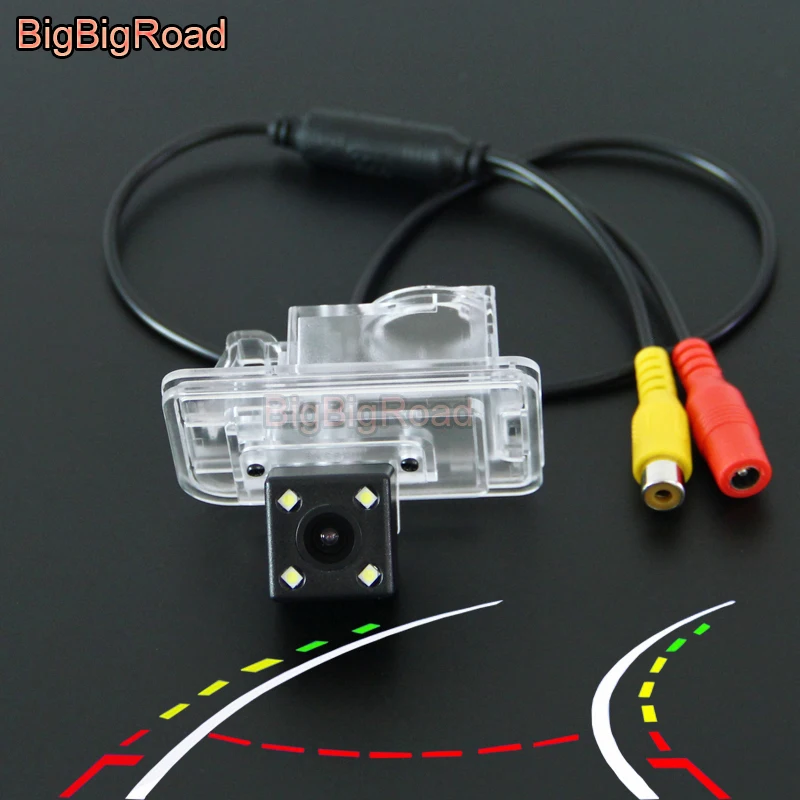 BigBigRoad Car Intelligent Dynamic Trajectory Tracks Rear View CCD Backup Camera For Suzuki Alivio swift Ciaz 2014 2015 2016