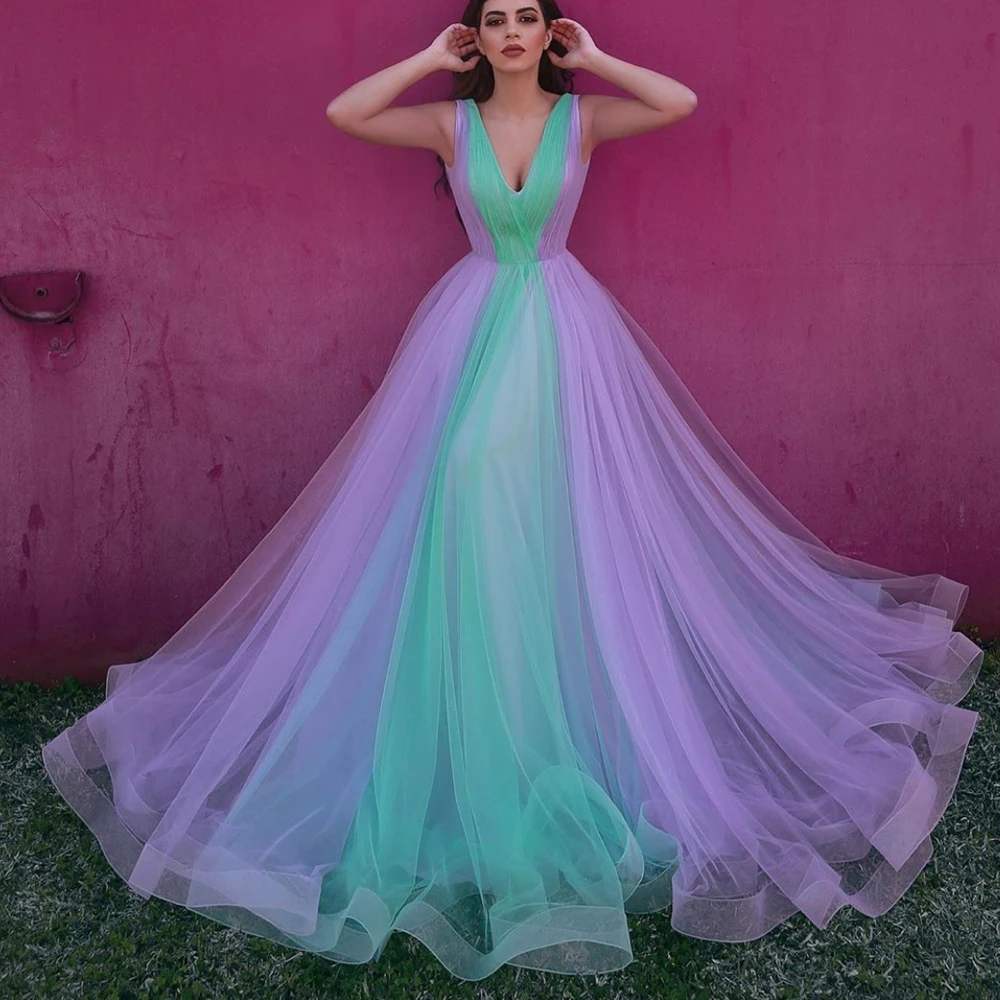 Vũ hội áo cổ V sâu 2020 tulle tầng dài tiếng Ả Rập tối áo váy hoa văn vestidos largos de Fiesta