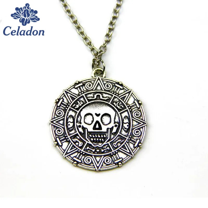 Wholesale 1pcs Pirates Of The Caribbean Necklace Jack Sparrow Aztec Coin Medallion Vintage Gold Bronze Pendant