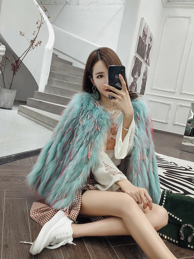 

2019 autumn and winter knit raccoon fur coat female short paragraph china fur coat Korean version of the slim women