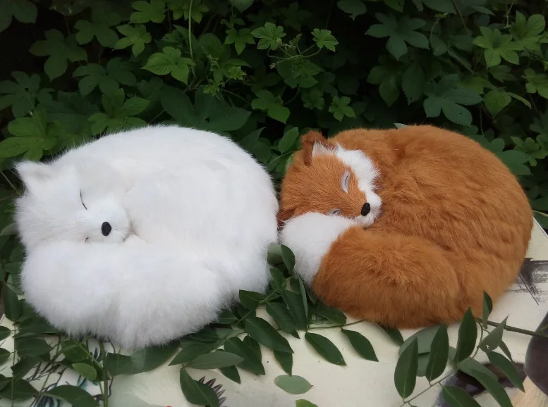 a pair of Simulation fox toys polyethylene&furs sleeping fox models gift about 27x27x12cm y0305