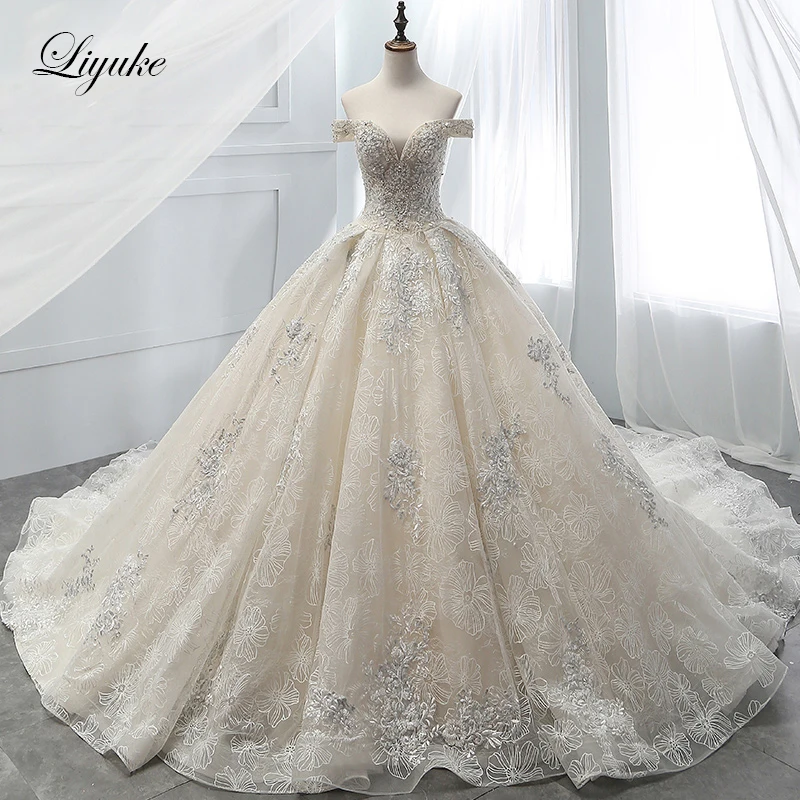 Liyuke Luxuriöses Vintage-Ballkleid-Hochzeitskleid mit Applikationen, Spitze, Perlenstickerei, Kapellenschleppe und Schnürung, Brautkleid