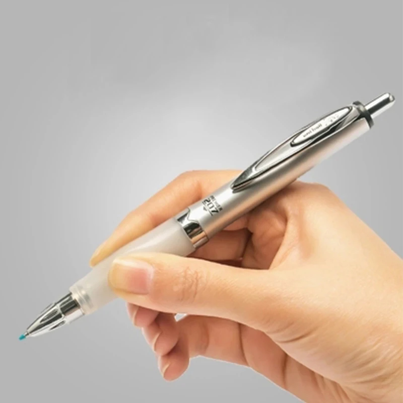 Genuine Japan Mitsubishi Uni-ball UMN-207GG 0.7mm Alpha Gel Gel Pen Antifatigue Perfect for Student Writing Supplies