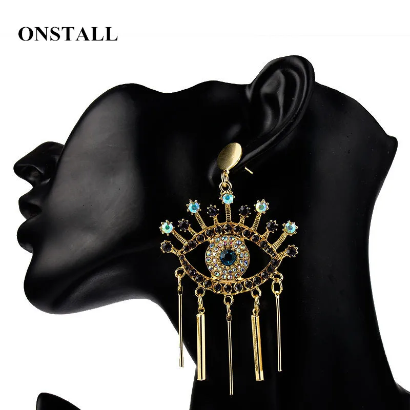 Manufacturers Creative Design New Earrings Personality Fun Eyelashes Tassel Simple Hollow Stud Earrings Women Earrings