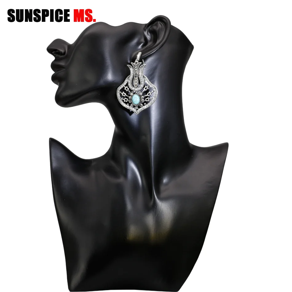 Retro Vintage Bohemia Big Dangle Earring For Women Indian Ethnic Wedding Hollow Flower Drop Hook Earrings Antique