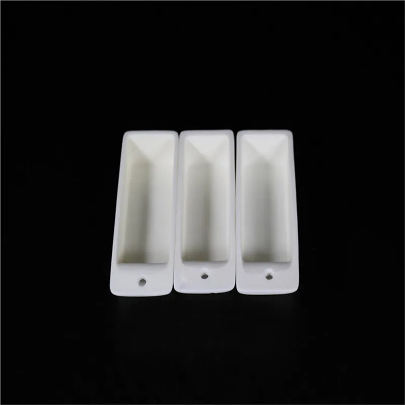 

99.3% alumina crucible / 100*24*17 / Rectangular corundum crucible / Al2O3 ceramic crucible / Sintered crucible