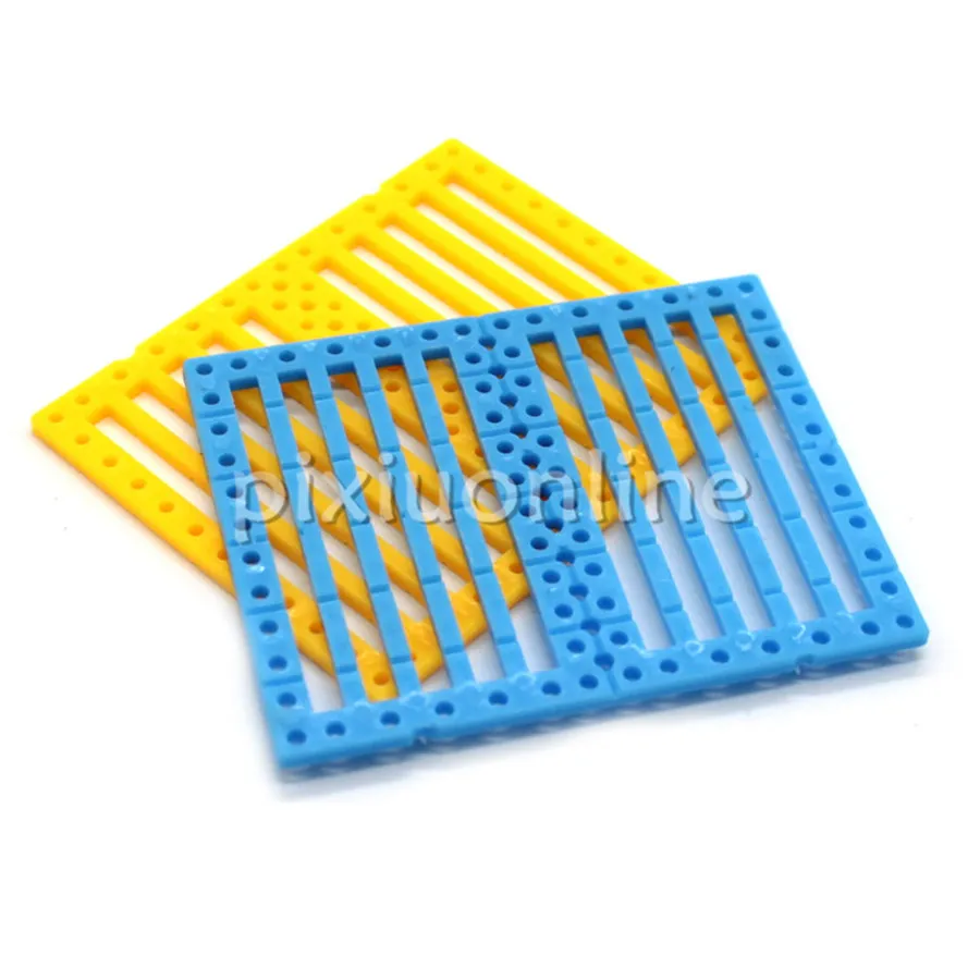 5pcs/bag J763 Blue/yellow 75*60mm Multi-hole Plastic Board DIY Model Car Faceplate Free Russia Shipping