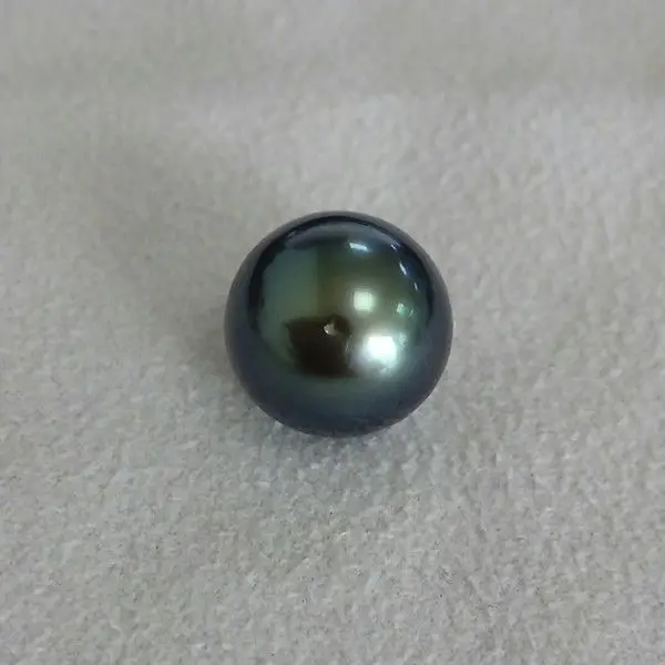 Luminous 12.2mm Round Black Green Real Tahitian Cultured Loose Pearl Undrilled