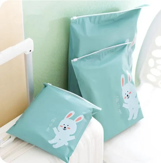 

3pcs/lot Storage Bag PEVA Zipper Waterproof Travel Organizer Squirrel Rabbit Fox Duck Animal Home Dress Storage Case LF 146